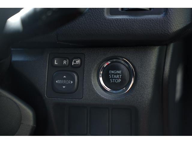 ハイエースバン スーパーＧＬ　ダークプライム　バッドフェイス　スモークヘッドライト　４１５Ｓａｆａｒｉフロントスポイラー　プッシュスタート　トヨタ純正ナビ　ＥＴＣ（42枚目）