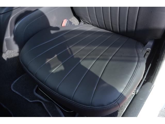 ハイエースバン スーパーＧＬ　ダークプライム　バッドフェイス　スモークヘッドライト　４１５Ｓａｆａｒｉフロントスポイラー　プッシュスタート　トヨタ純正ナビ　ＥＴＣ（50枚目）