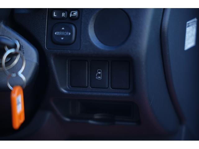 ハイエースワゴン ＧＬ　丸目キット　片側電動パワースライドドア　全席シートカバー　４１５Ｓａｆａｒｉフルエアロ　バッドフェイス　ＥＴＣ　Ｂｕｔｔｌｅｒドリンクホルダー（44枚目）