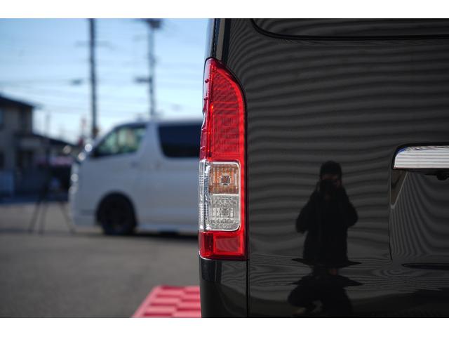 ハイエースバン ロングスーパーGL 車中泊ベッドキット バッドフェイス プッシュスタート 両側電動パワースライドドア ETC Buttlerシートカバー・木目調インテリアセット(16枚目)