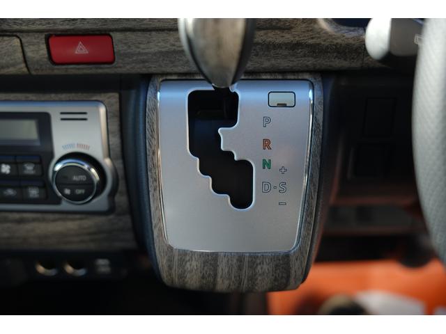 ハイエースバン ロングスーパーGL 車中泊ベッドキット バッドフェイス プッシュスタート 両側電動パワースライドドア ETC Buttlerシートカバー・木目調インテリアセット(40枚目)