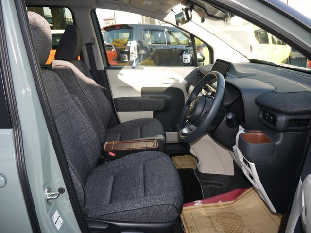 シエンタ ハイブリッドZ 4WD フルセグテレビ LEDライト 3列シート 追従クルーズ パーキングセンサー ETC 記録簿 ドラレコ オートマチックハイビーム(3枚目)