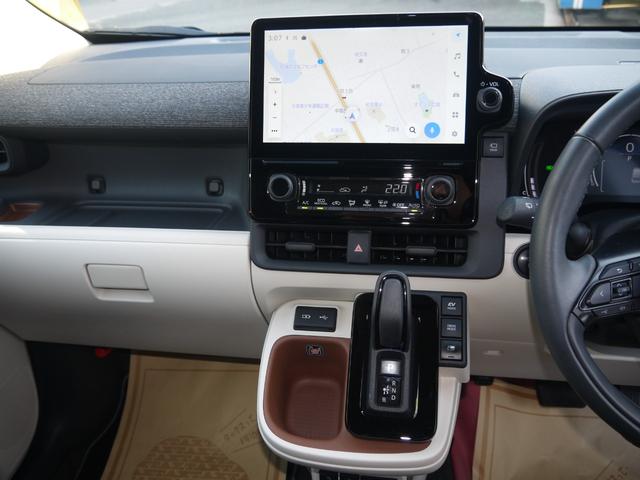 シエンタ ハイブリッドZ 4WD フルセグテレビ LEDライト 3列シート 追従クルーズ パーキングセンサー ETC 記録簿 ドラレコ オートマチックハイビーム(18枚目)