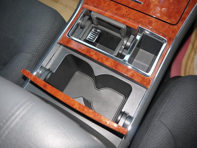 エリシオン ＶＧエアロＨＤＤナビスペシャルパッケージ　４ＷＤ　メーカーＨＤＤナビ　両側パワースライドドア　バックカメラ　クルーズコントロール　ＥＴＣ　コーナーセンサー（23枚目）