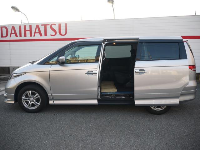 エリシオン ＶＧエアロＨＤＤナビスペシャルパッケージ　４ＷＤ　メーカーＨＤＤナビ　両側パワースライドドア　バックカメラ　クルーズコントロール　ＥＴＣ　コーナーセンサー（40枚目）