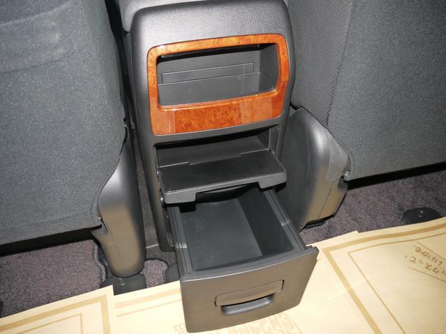 エリシオン ＶＧエアロＨＤＤナビスペシャルパッケージ　４ＷＤ　メーカーＨＤＤナビ　両側パワースライドドア　バックカメラ　クルーズコントロール　ＥＴＣ　コーナーセンサー（45枚目）