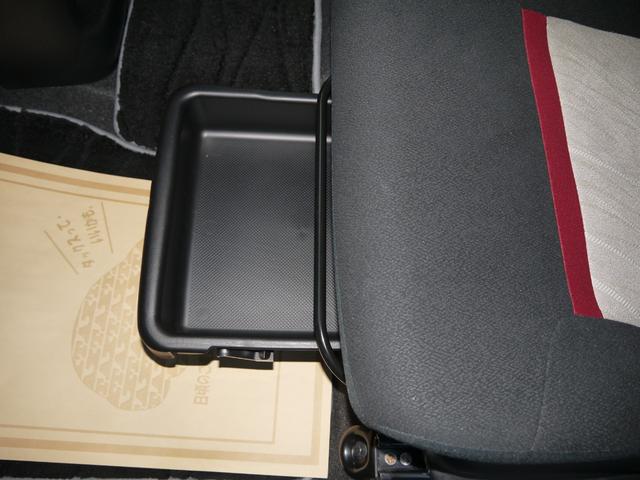 パッソ モーダ　Ｓ　４ＷＤ　フルセグナビ　ＬＥＤヘッドライト　衝突軽減ブレーキシステム　オートライト　オートエアコン　クリアランスソナー　スマートキー（32枚目）