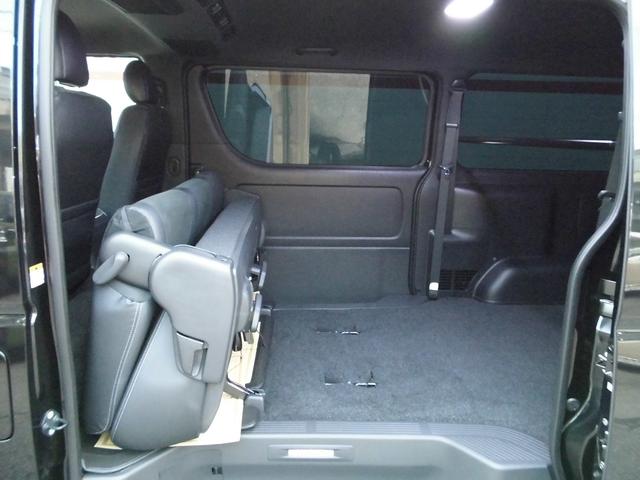 ハイエースバン 　スーパーＧＬ　ダークプライムＩＩ　ロング　両側パワースライドドア　ケンウッド９インチナビ・パノラミックビュー　デジタルインナーミラー　ＬＥＤヘッドライト　クリアランスソナー　ＥＴＣ　ハーフレザーシート（67枚目）
