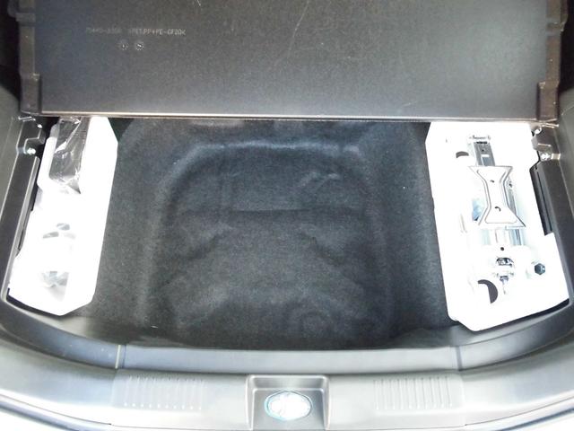 ソリオ ハイブリッドＭＺ　両側パワースライドドア　純正オプション８インチナビ・全方位モニター　ＤＶＤ再生　クリアランスソナー　クルーズコントロール　ＬＥＤヘッドランプ・フォグランプ　シートヒーター　１５インチ純正ＡＷ（67枚目）