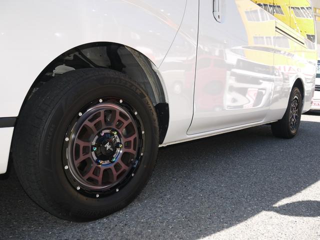 キャラバンワゴン 　４ＷＤ　ＧＸ送迎スーパーロング　ワイドボディー　ハイルーフ　１０人乗り　ディスプレイオーディオ　パノラマーモニター　パワースライドドア　デジタルインナーミラー（32枚目）