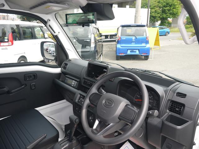 ハイゼットトラック 　ＦＲＰ中温冷凍車　４ＷＤ　両側スライドドア仕様　届出済未使用車　－５℃　スマートアシスト　スマートインナーミラー　バックカメラ　コーナーセンサー　ＬＥＤヘッドライト・フォグランプ　キーフリーシステム（21枚目）