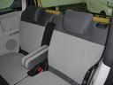新車時の保証を次のオーナー様に引き継ぐことができます。中古車を購入した際、その車に新車保証(メーカー保証)などが残っている場合、保証継承の手続きを当社で実施して安心してお乗りいただけます。