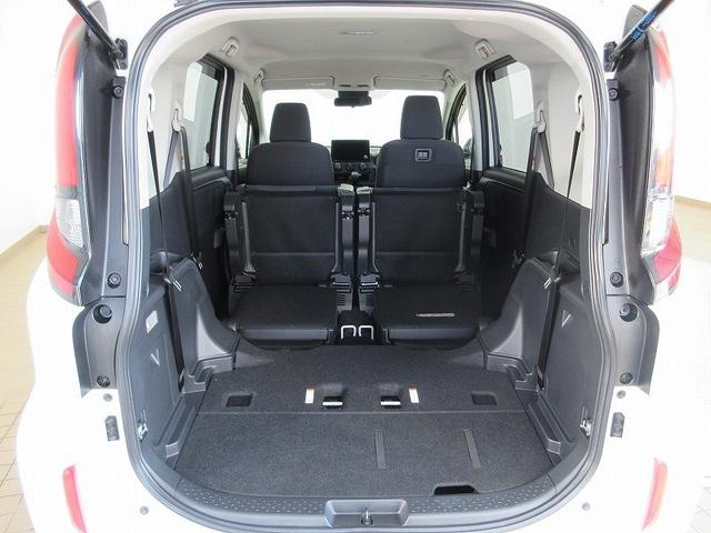シエンタ Ｘ　フルセグ　ミュージックプレイヤー接続可　バックカメラ　衝突被害軽減システム　ＥＴＣ　電動スライドドア　ＬＥＤヘッドランプ　乗車定員７人　３列シート　ワンオーナー（17枚目）
