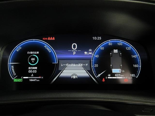 カローラツーリング ハイブリッド　ダブルバイビー　フルセグ　メモリーナビ　バックカメラ　衝突被害軽減システム　ＥＴＣ　ドラレコ　ＬＥＤヘッドランプ　ワンオーナー（8枚目）