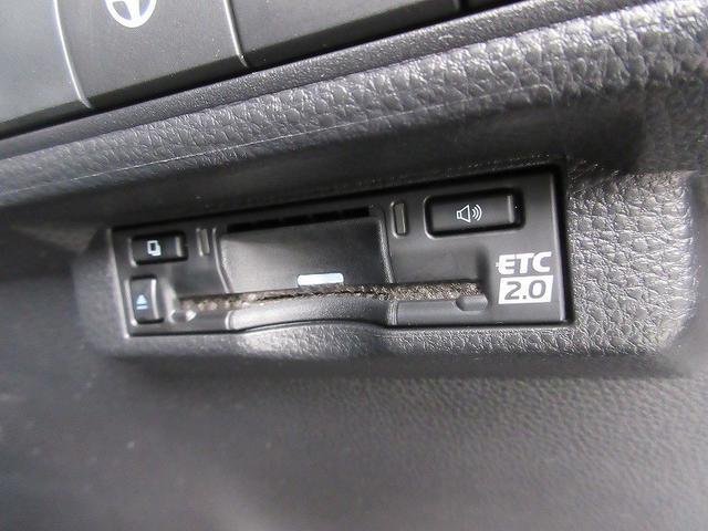 カローラツーリング ハイブリッド　ダブルバイビー　フルセグ　メモリーナビ　バックカメラ　衝突被害軽減システム　ＥＴＣ　ドラレコ　ＬＥＤヘッドランプ　ワンオーナー（13枚目）