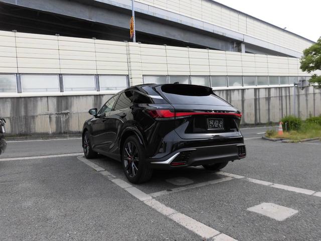 ＲＸ ＲＸ３５０　Ｆスポーツ　ワンオーナー車　オレンジキャリパー　アドバンスドパーク　ルーフレール　パーキングサポートブレーキ　デジタルミラー　パノラマサンルーフ　ドライブレコーダー前後　デジタルミラー　シートベンチレーション（8枚目）
