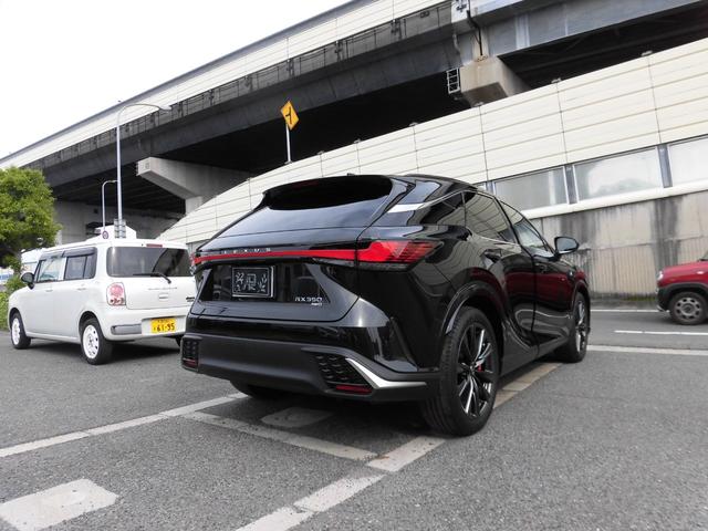 ＲＸ ＲＸ３５０　Ｆスポーツ　ワンオーナー車　オレンジキャリパー　アドバンスドパーク　ルーフレール　パーキングサポートブレーキ　デジタルミラー　パノラマサンルーフ　ドライブレコーダー前後　デジタルミラー　シートベンチレーション（9枚目）