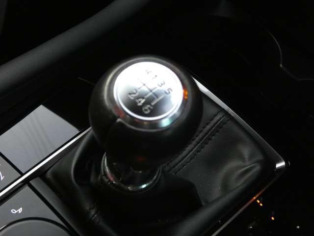 MAZDA3ファストバック 2.0 20S ツーリング(13枚目)