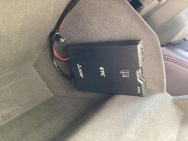 �d�s�b��������񓋍ځB���������������Œ�Ԃ���K�v�Ȃ�ē��R�Ȃ��ł��B�X���[�Y�ɃX�g���X�Ȃ��h���C�u�����y���݂��������B�i���x�����z�ɃZ�b�g�A�b�v��p�͊܂܂�Ă���܂���B�j