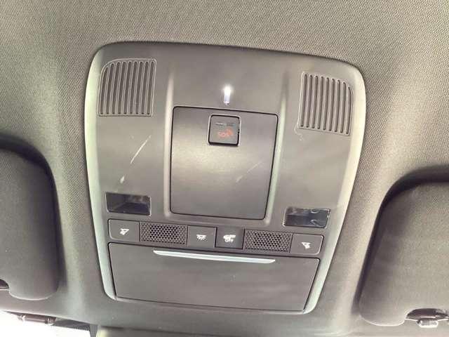 �G�A�o�b�O�쓮�����ˎ��A�������͎ԓ��̂r�n�r�{�^�����������ۂɋً}�ʕ�I�y���[�^�[�ɘA�g���A�~�}�E�x�@����z���܂��B�X�ɃI�y���[�^�[�ɂ��A�g�A���q�l�̂��v�]�ɉ����ă��[�h�T�[�r�X�̎�z���s���܂��B