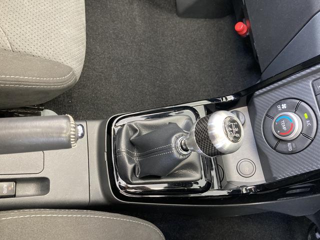 コペン ＧＲ　スポーツ　ＭＴ車・メモリーナビ（ＴＶ　ＣＤ／ＤＶＤ　録音　Ｂｌｕｅｔｏｏｔｈ）・ターボ・ＬＥＤヘッドランプ・電動オープン・前席シートヒーター・キーフリーシステム（24枚目）