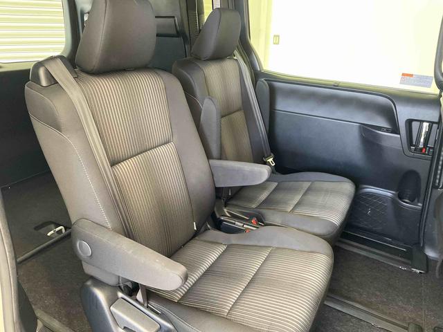 ヴォクシー ZS 煌II 9インチメモリーナビ(TV CD/DVD 録音 Bluetooth)・バックカメラ・クルーズコントロール・LEDヘッドランプ・両側パワースライドドア・前後ドラレコ・フリップダウンモニター・ETC(10枚目)