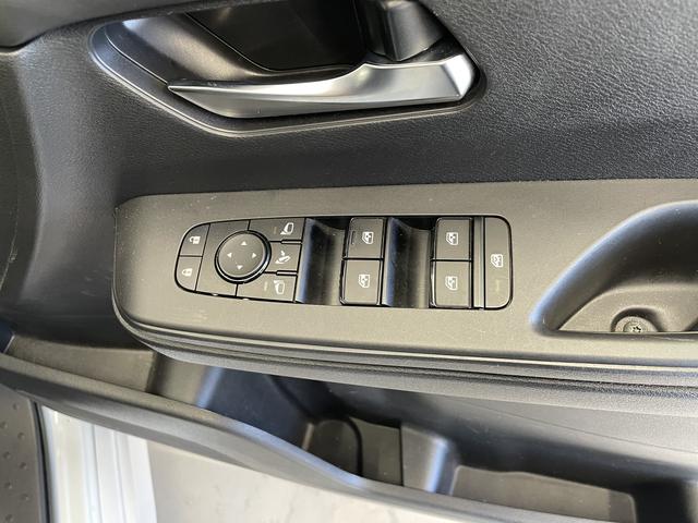 セレナ ハイウェイスターV 12.3インチディスプレイオーディオ・(TV Bluetooth)全方位モニター・追従クルコン・プロパイロット・両側パワースライドドア・ETC・デジタルルームミラー・LEDヘッドランプ(15枚目)