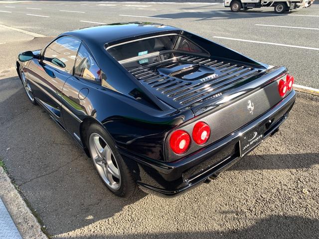 Ｆ３５５ ベルリネッタ　Ｆ３５５　Ｒ６／５／１タイミングベルト・クラッチ交換済　禁煙車　内装レッド　ブラックレザーシート　左ハンドル　キーレスエントリー（18枚目）