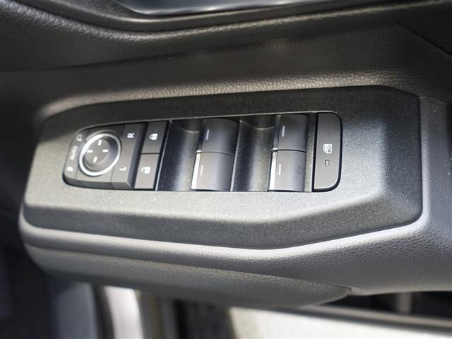 ランドクルーザー250 VX 革シート サンルーフ 4WD フルセグ ミュージックプレイヤー接続可 バックカメラ 衝突被害軽減システム ETC ドラレコ LEDヘッドランプ 乗車定員7人 3列シート ワンオーナー(25枚目)