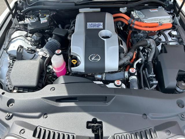 ＩＳ ＩＳ３００ｈ　バージョンＬ　純正メーカーナビ・地デジＴＶ／レザーシート／レクサスセーフティシステム／三眼ＬＥＤヘッドライト／／Ｆエアーシート＆シートヒーター／パノラミックビューモニター／ＥＴＣ２．０（18枚目）