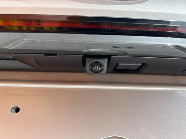 ＩＳ ＩＳ３００ｈ　バージョンＬ　純正メーカーナビ・地デジＴＶ／レザーシート／レクサスセーフティシステム／三眼ＬＥＤヘッドライト／／Ｆエアーシート＆シートヒーター／パノラミックビューモニター／ＥＴＣ２．０（45枚目）