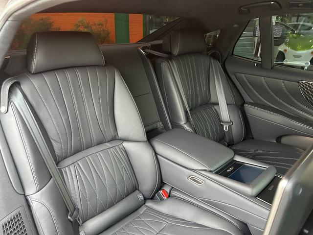 ＬＳ ＬＳ５００ｈ　エグゼクティブ　純正ナビ・地デジＴＶ／レザーシート／ＥＴＣ／レクサスセーフティシステム／パノラミックビューモニター／デジタルインナーミラー／マークレビンソン（44枚目）