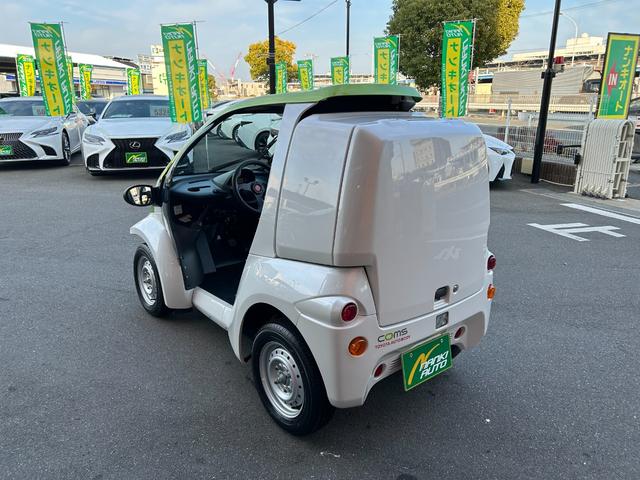 トヨタ Ｂ－ＣＯＭデリバリー　電気自動車（8枚目）