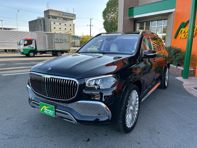 GLS GLS600 4マチック ファーストクラスパッケージ ファーストクラスPG/クリスタルホワイトナッパレザー/ハイグロスブラックフローイング/ラインピアノラッカーウッド(4枚目)