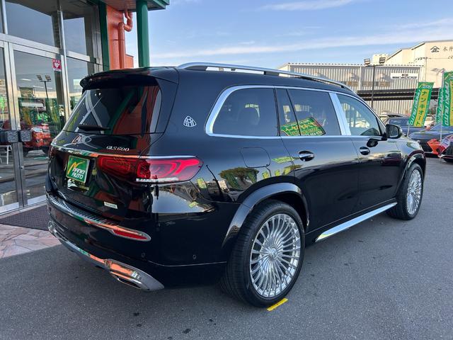 GLS GLS600 4マチック ファーストクラスパッケージ ファーストクラスPG/クリスタルホワイトナッパレザー/ハイグロスブラックフローイング/ラインピアノラッカーウッド(10枚目)