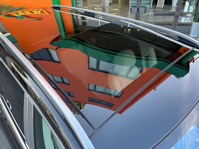 GLS GLS600 4マチック ファーストクラスパッケージ ファーストクラスPG/クリスタルホワイトナッパレザー/ハイグロスブラックフローイング/ラインピアノラッカーウッド(17枚目)