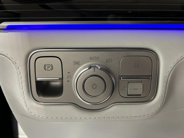 GLS GLS600 4マチック ファーストクラスパッケージ ファーストクラスPG/クリスタルホワイトナッパレザー/ハイグロスブラックフローイング/ラインピアノラッカーウッド(32枚目)