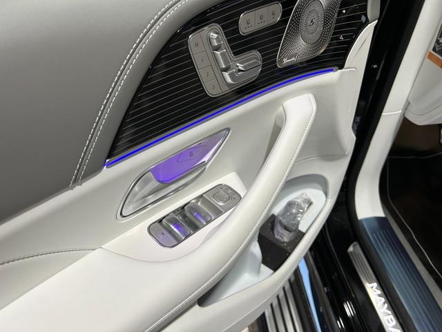 GLS GLS600 4マチック ファーストクラスパッケージ ファーストクラスPG/クリスタルホワイトナッパレザー/ハイグロスブラックフローイング/ラインピアノラッカーウッド(37枚目)