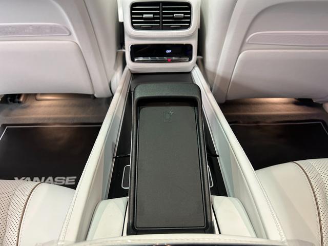 GLS GLS600 4マチック ファーストクラスパッケージ ファーストクラスPG/クリスタルホワイトナッパレザー/ハイグロスブラックフローイング/ラインピアノラッカーウッド(53枚目)