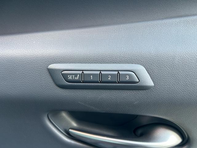 UX UX250h バージョンL 純正ナビ・地デジTV/レザーシート/ETC2.0/レクサスセーフティシステム/エアーシート&シートヒーター/パワートランク/前後ドライブレコーダー(39枚目)