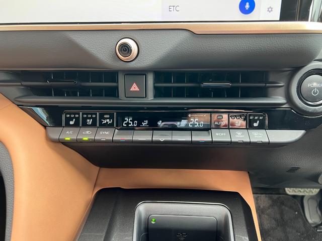 クラウンスポーツ Ｚ　Ｚ（５名）純正ナビ・地デジＴＶ／レザーシート／トヨタセーフティセンス／モデリスタエアロパーツ／ＴＺエアコンドリンクホルダー／パノラミックビューモニター／デジタルインナーミラー／ＥＴＣ２．０（31枚目）
