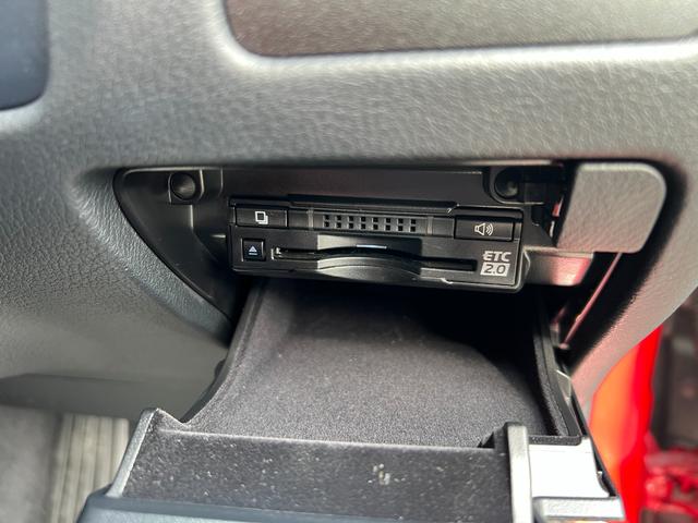 ＧＳ ＧＳ３００ｈ　バージョンＬ　純正ナビ・地デジＴＶ／サンルーフ／レザーシート／プリクラッシュセーフティＳ／三眼ＬＥＤヘッドライト／パワートランク／ＥＴＣ２．０／ドライブレコーダー（34枚目）