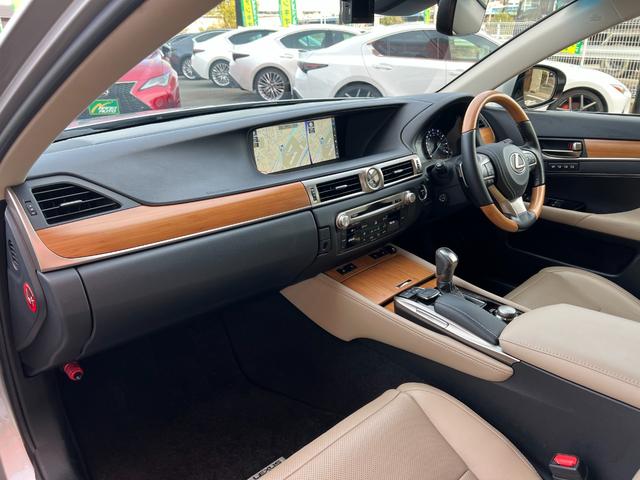 ＧＳ ＧＳ４５０ｈ　バージョンＬ　純正ナビ・地デジＴＶ／サンルーフ／レザーシート／プリクラッシュセーフティＳ／三眼ＬＥＤヘッドライト／パワートランク／ＥＴＣ２．０／ドライブレコーダー／ＯＰリモートスタート／ＯＰ１９インチアルミホイール（38枚目）