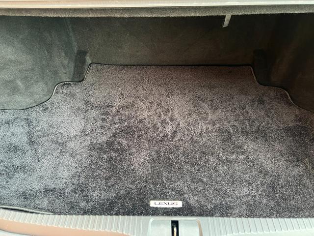 ＧＳ ＧＳ４５０ｈ　バージョンＬ　純正ナビ・地デジＴＶ／サンルーフ／レザーシート／プリクラッシュセーフティＳ／三眼ＬＥＤヘッドライト／パワートランク／ＥＴＣ２．０／ドライブレコーダー／ＯＰリモートスタート／ＯＰ１９インチアルミホイール（47枚目）