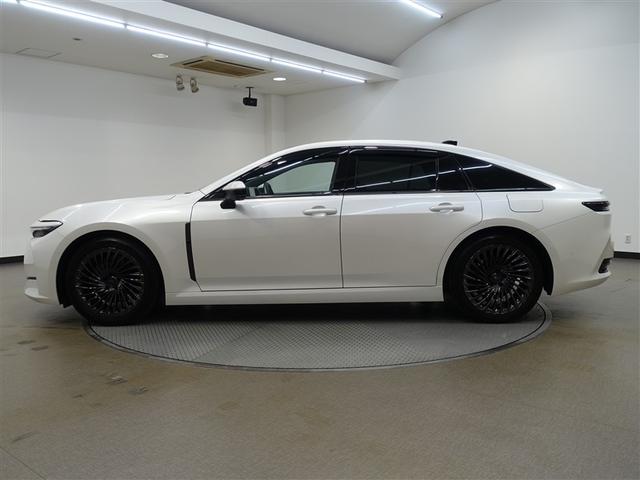 クラウン Ｚ　革シート　フルセグ　メモリーナビ　ミュージックプレイヤー接続可　バックカメラ　衝突被害軽減システム　ＥＴＣ　ドラレコ　ＬＥＤヘッドランプ（7枚目）