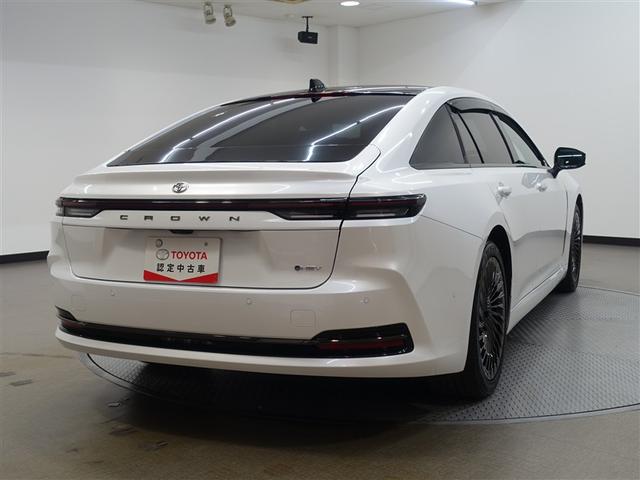 クラウン Ｚ　革シート　フルセグ　メモリーナビ　ミュージックプレイヤー接続可　バックカメラ　衝突被害軽減システム　ＥＴＣ　ドラレコ　ＬＥＤヘッドランプ（8枚目）