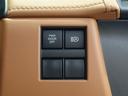 Ｚ　プレミア　革シート　４ＷＤ　フルセグ　メモリーナビ　ミュージックプレイヤー接続可　バックカメラ　衝突被害軽減システム　ＥＴＣ　ドラレコ　両側電動スライド　ＬＥＤヘッドランプ　乗車定員７人　３列シート（22枚目）