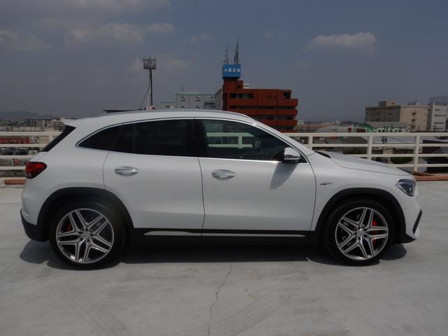 GLA45 S 4マチック+ AMGエクスクルーシブ&アドバンスドパッケージ パノラミックスライディングルーフ ヘッドアップディスプレイ 1オーナー 禁煙車(21枚目)