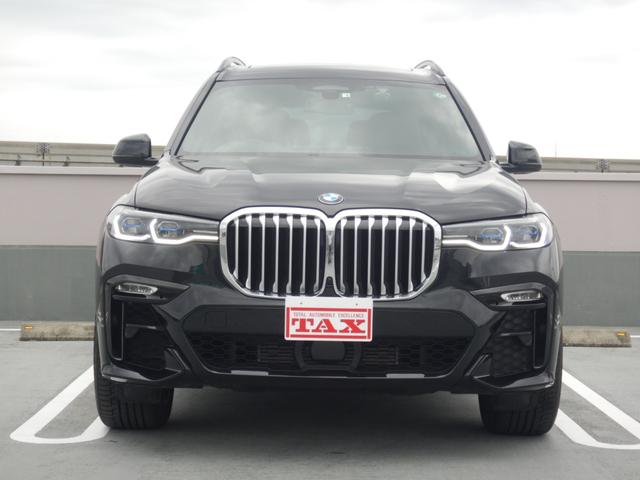 Ｘ７ ｘＤｒｉｖｅ　３５ｄ　Ｍスポーツ　リアシートエンターテインメントシステム　スカイラウンジパノラマガラスサンルーフ　ウェルネスパッケージ　５ゾーンエアコン　ヘッドアップディスプレイ　シートヒーター＆クーラー　６人乗り　１オナ　禁煙車（17枚目）