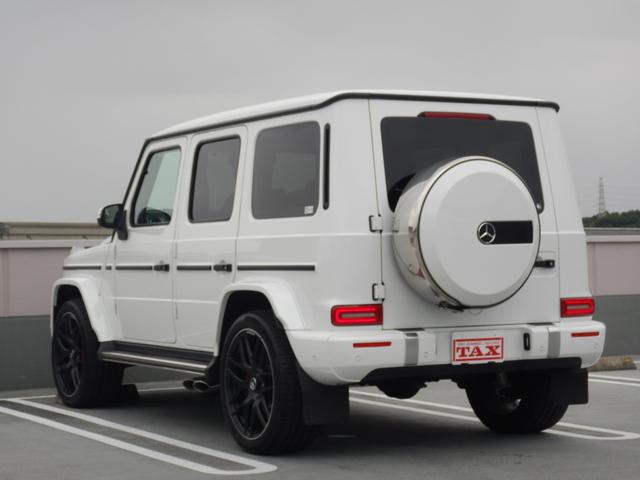 Ｇ６３　ＡＭＧレザーエクスクルーシブパッケージ　ＡＭＧカーボンファイバーインテリアトリム　純正ＯＰ２２アルミ　シートヒーター＆ベンチレーター　Ｂｕｒｍｅｓｔｅｒサラウンドサウンドシステム　純正ナビＴＶ　アンビエントライト　右ハンドル　１オナ　禁煙車(19枚目)